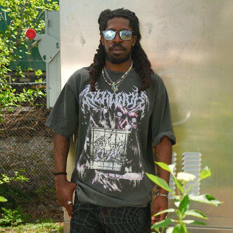 THROUGH THE GLASS TEE VINTAGE BLACK