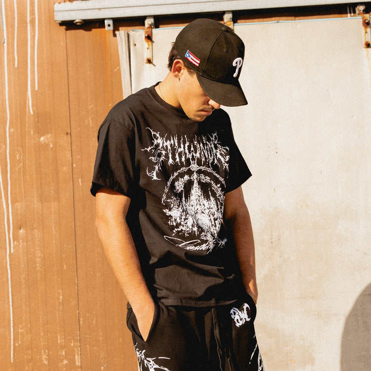 CASTLE OF CHAINS TEE BLACK