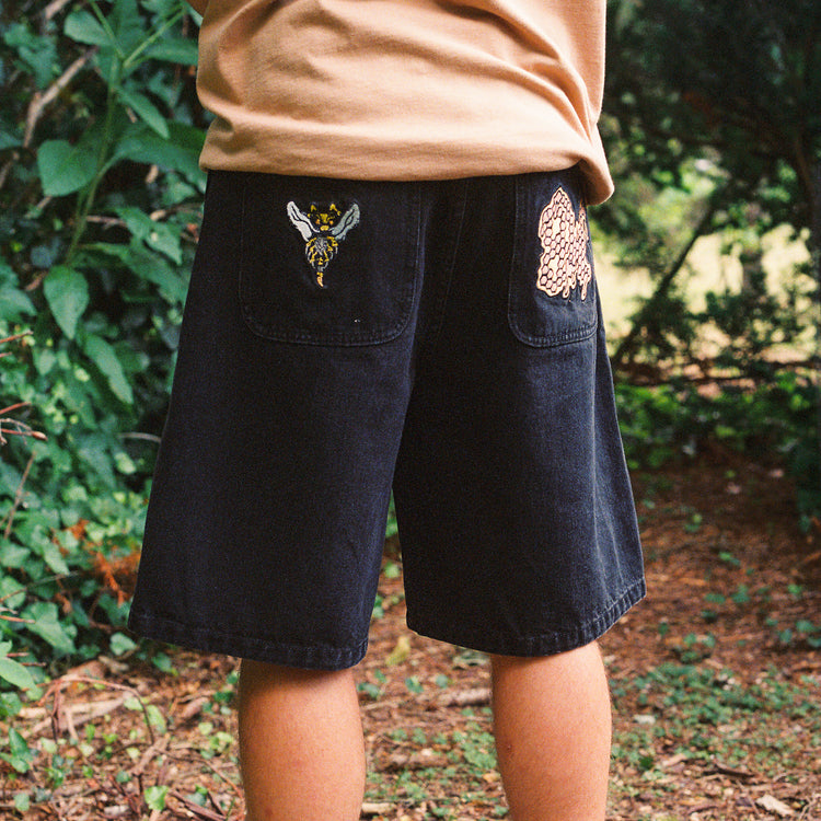 8W BEE BAGGY JORTS BLACK
