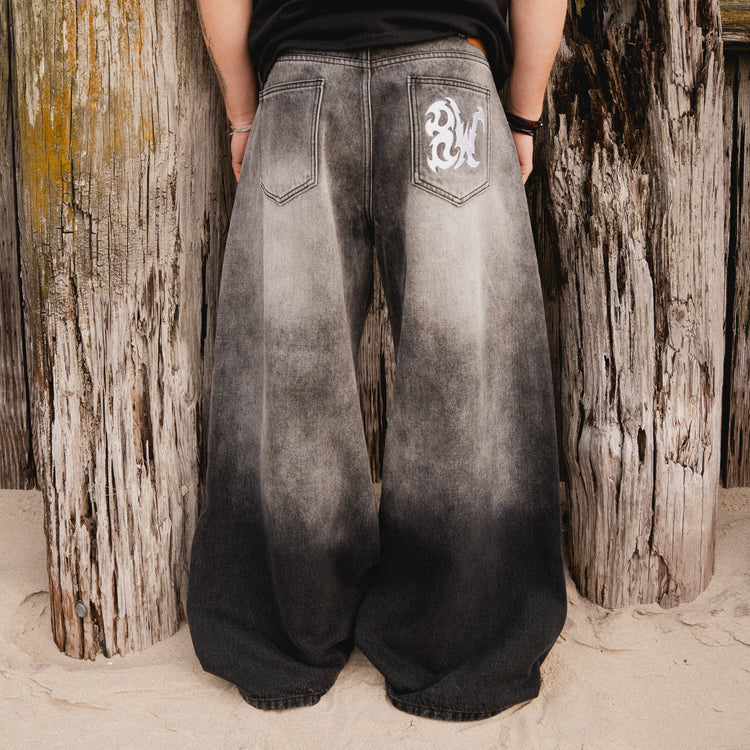 8W GREYSCALE BAGGY JEANS