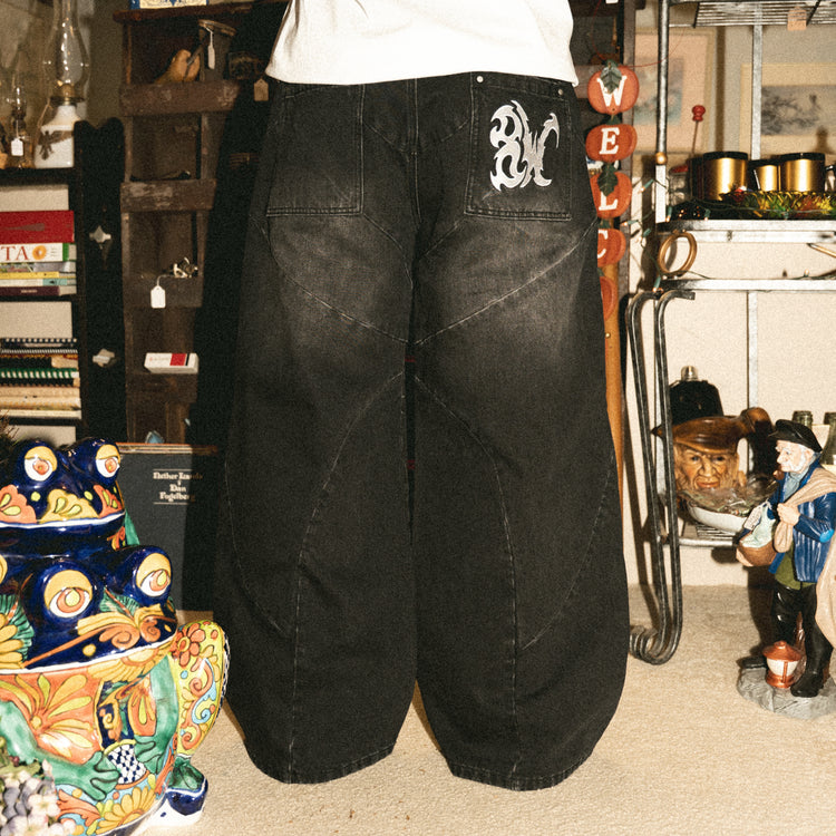 SHIELD BAGGY JEANS BLACK