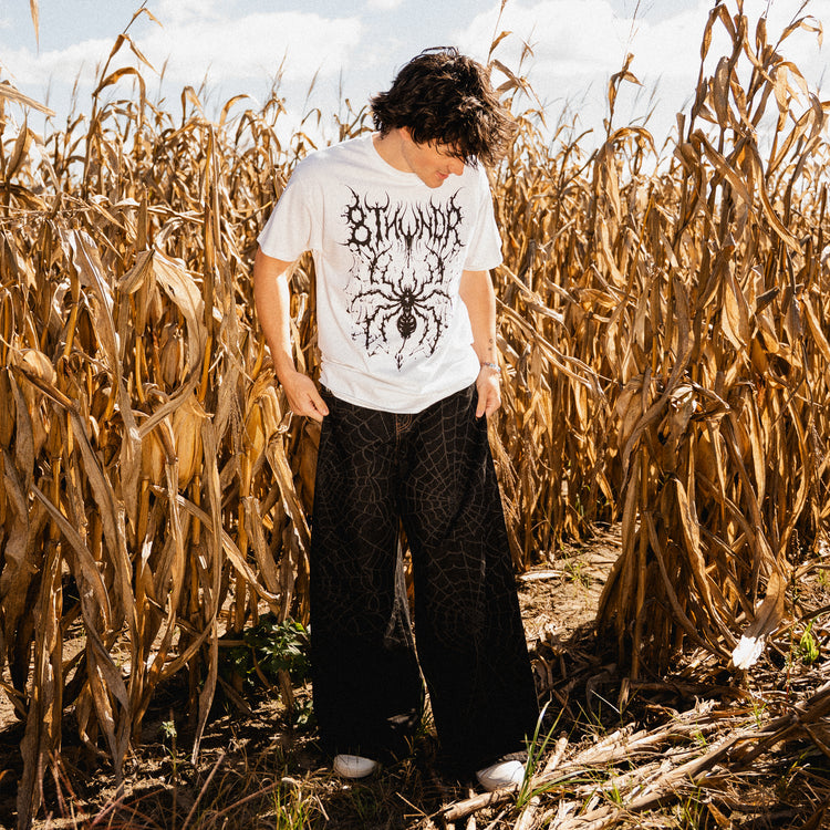 HALLOW SPIDER TEE WHITE