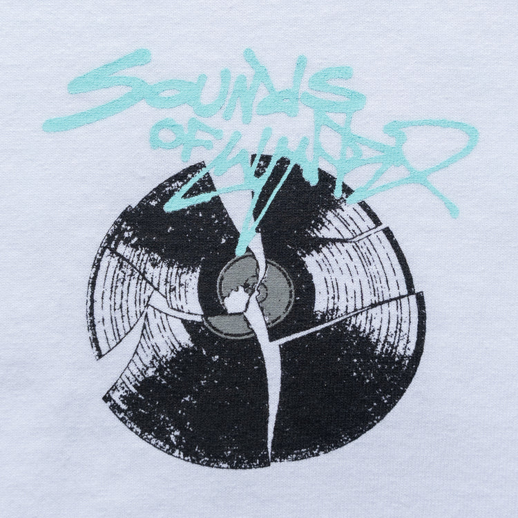 SOUNDS OF WNDR TEE WHITE