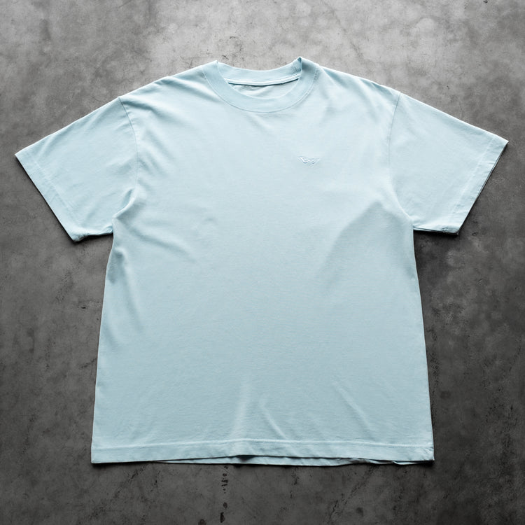 BASIC EMBROIDERED TEE LIGHT BLUE