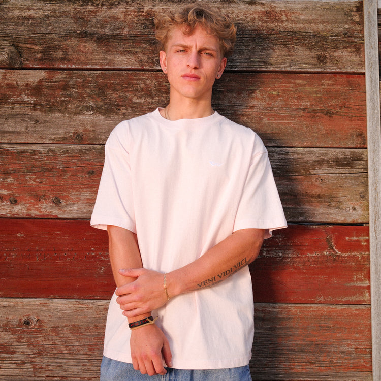 BASIC EMBROIDERED TEE LIGHT PINK