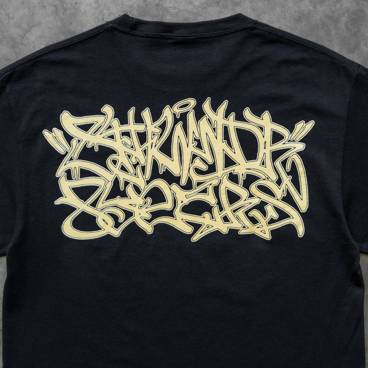 8 YEAR GRAFFITI TEE BLACK