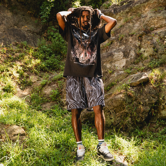 CARVED IN STONE TEE BLACK