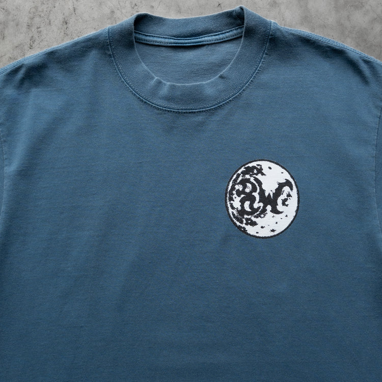BELOW THE EARTH TEE WASHED DENIM