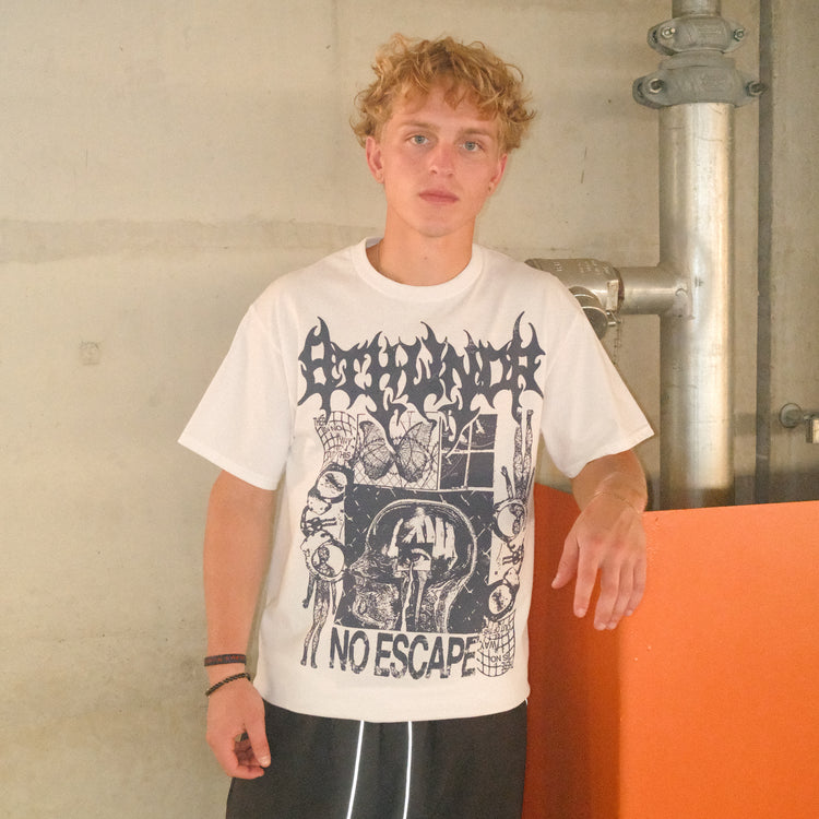 NO ESCAPE TEE WHITE