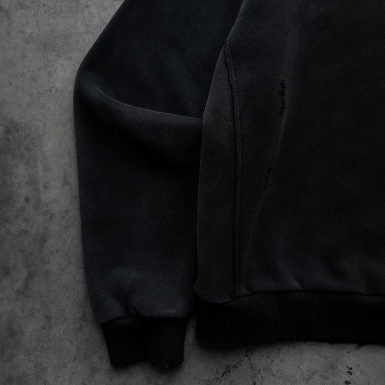 8W ATHLETICS DISTRESSED CREWNECK BLACK