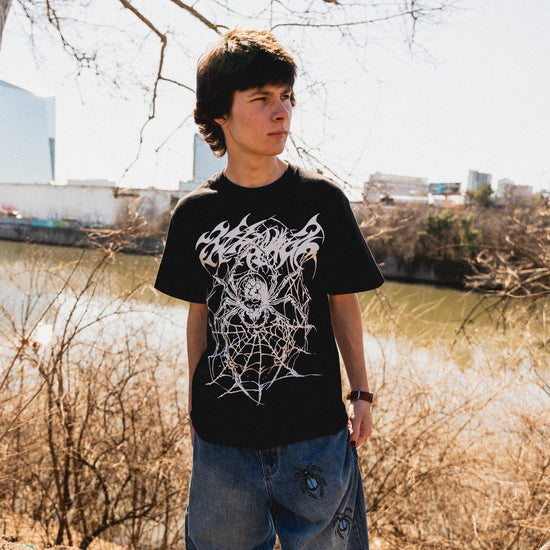 TRIBAL SPIDER TEE BLACK