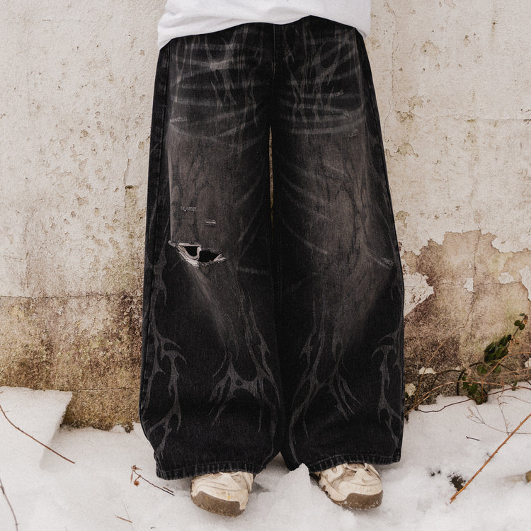 8W TRIBAL DISTRESSED BAGGY JEANS BLACK