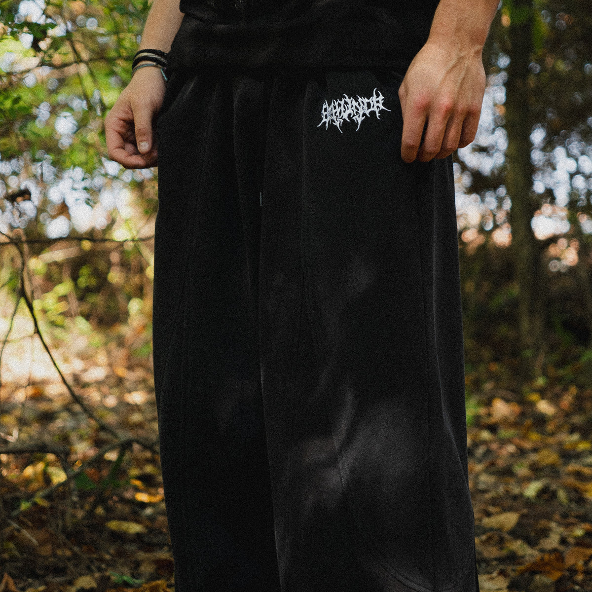 PANEL BAGGY SWEATPANTS BLACK *PRE ORDER*