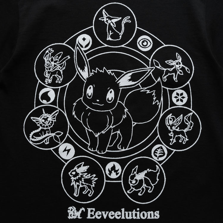 EEVEELUTIONS TEE BLACK