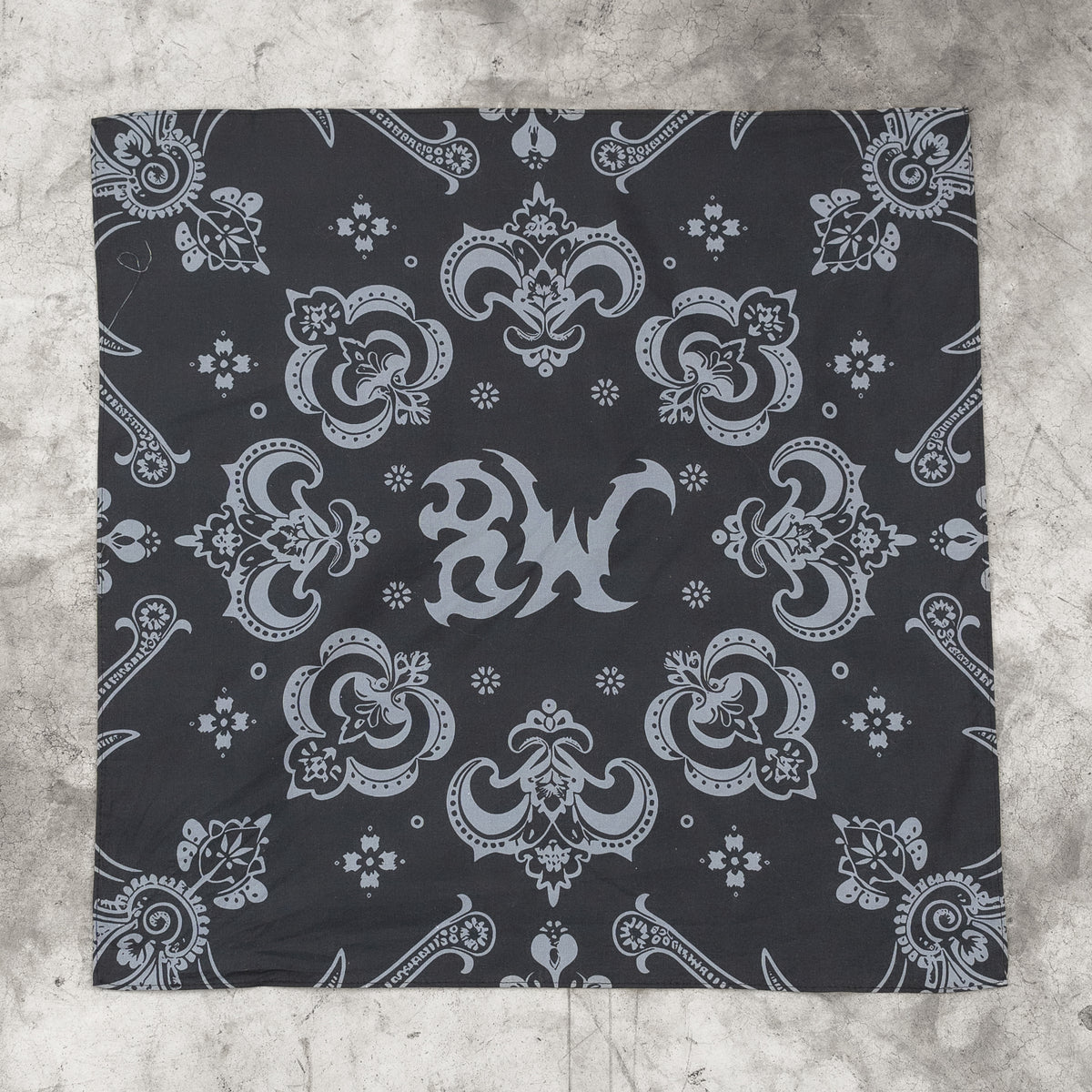 8W BANDANA BLACK