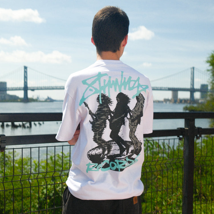 SOUNDS OF WNDR TEE WHITE