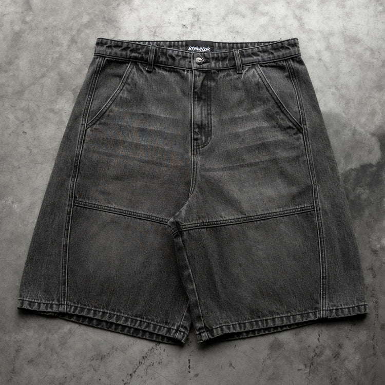 8W PANEL BAGGY JORTS BLACK — concrete full front
