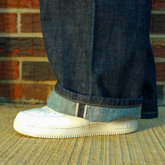 8W SELVEDGE BAGGY DENIM INDIGO — lookbook other angle